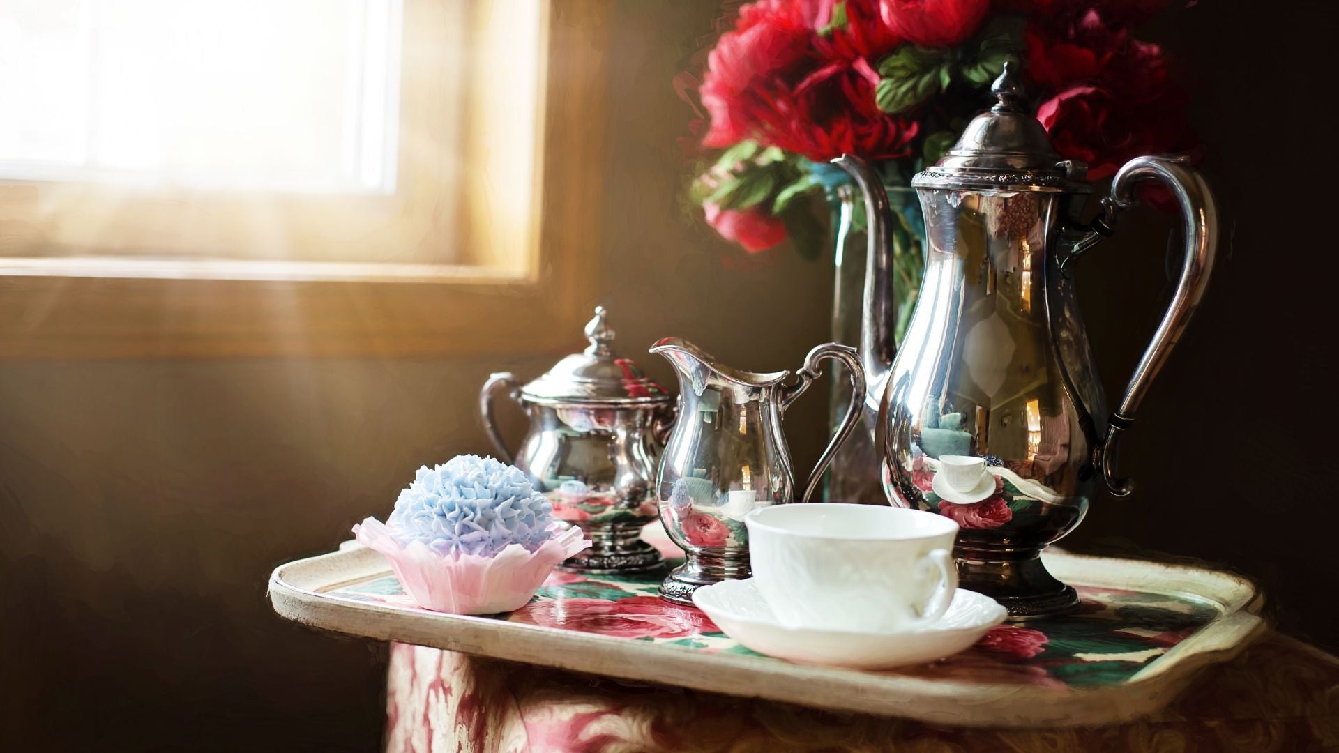 How to Clean a Silver Teapot